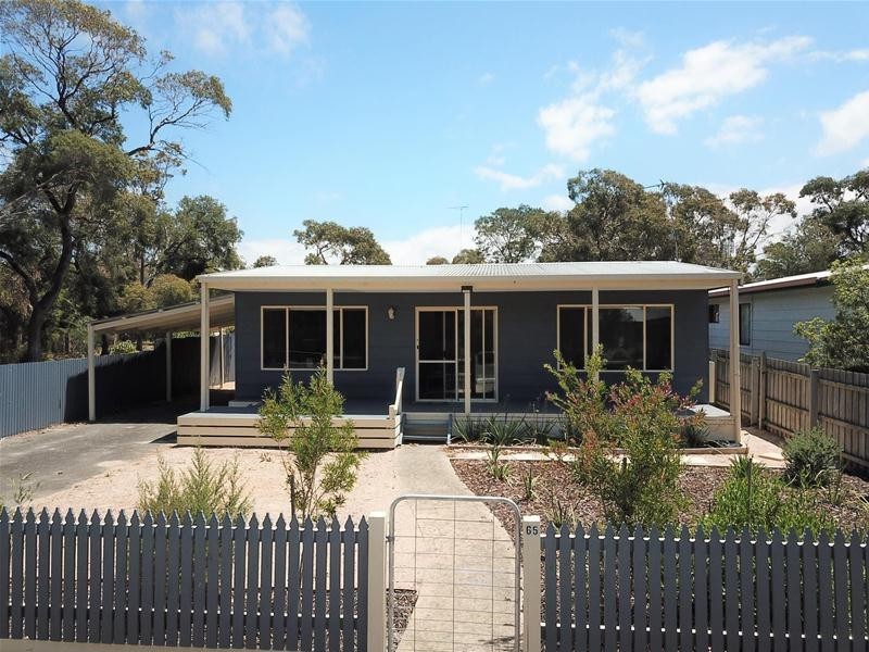 65 National Park Road, Loch Sport VIC 3851