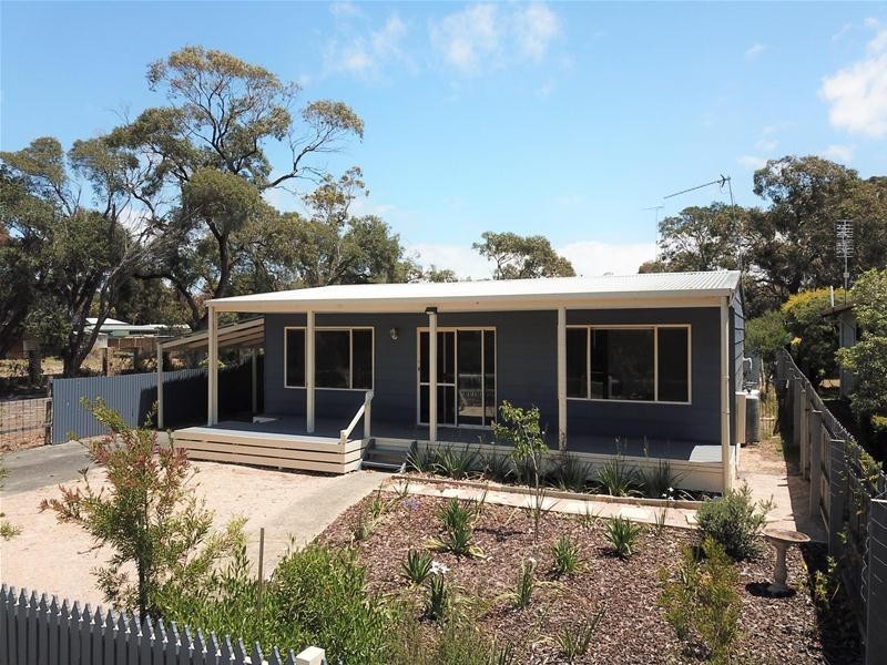 65 National Park Road, Loch Sport VIC 3851