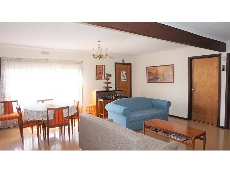 136 National Park Road, Loch Sport VIC 3851