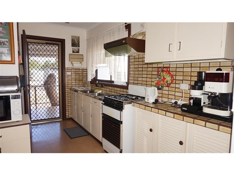 136 National Park Road, Loch Sport VIC 3851