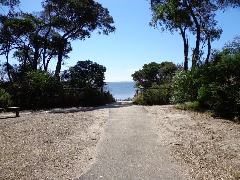 7 Power Street, Loch Sport VIC 3851