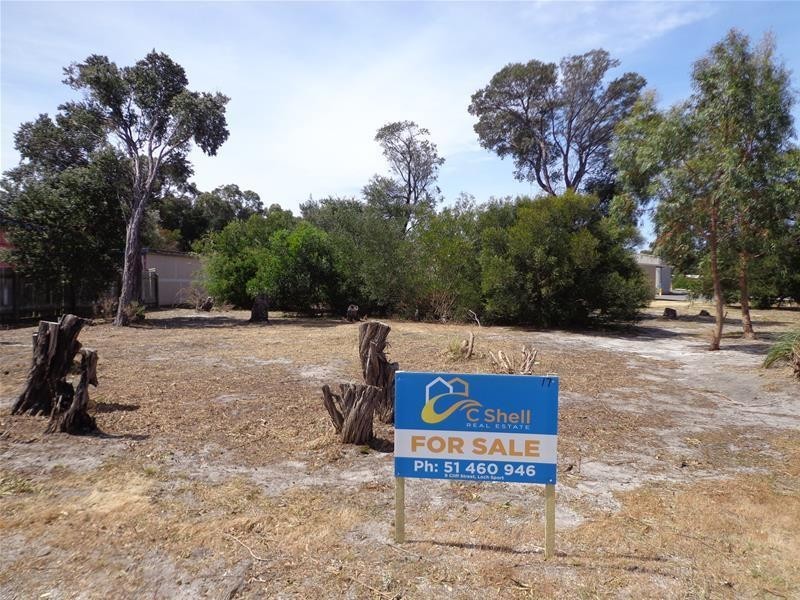 17 Bream Road, Loch Sport VIC 3851