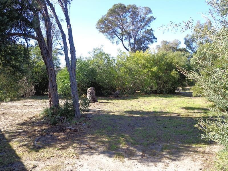 17 Bream Road, Loch Sport VIC 3851