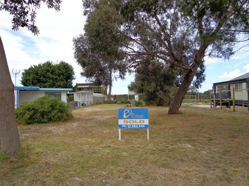72 Sanctuary Road, Loch Sport VIC 3851