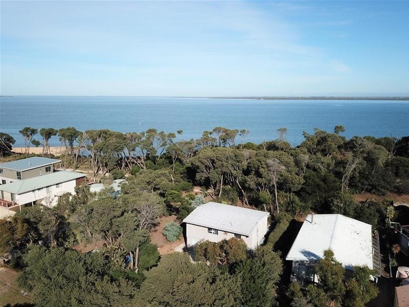 6 Le Grande Court, Loch Sport VIC 3851