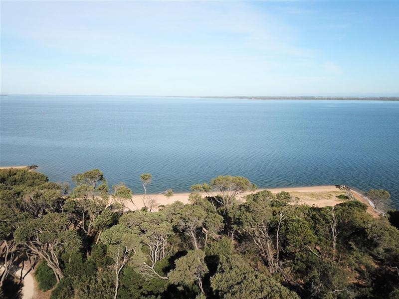 6 Le Grande Court, Loch Sport VIC 3851