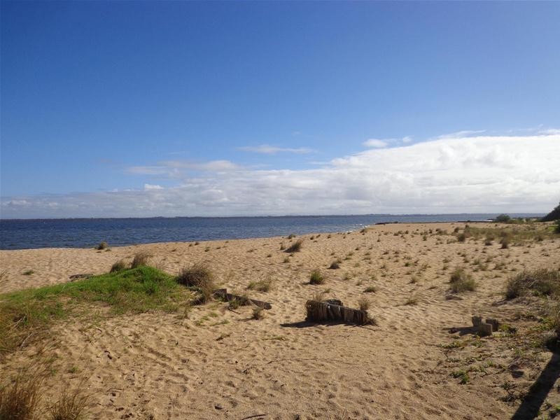 6 Le Grande Court, Loch Sport VIC 3851