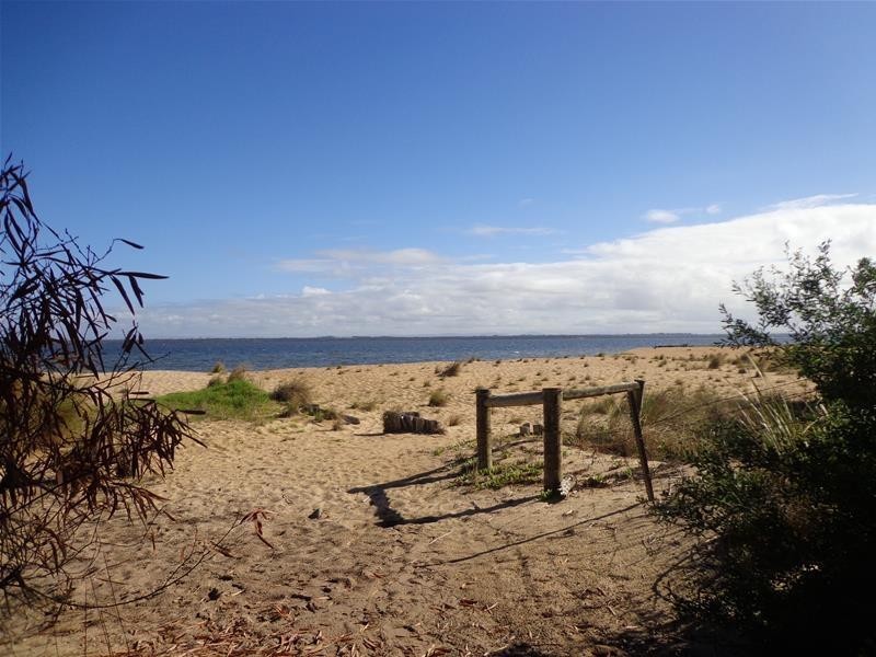 6 Le Grande Court, Loch Sport VIC 3851