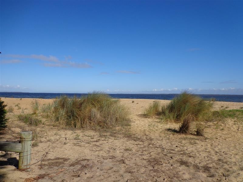 6 Le Grande Court, Loch Sport VIC 3851