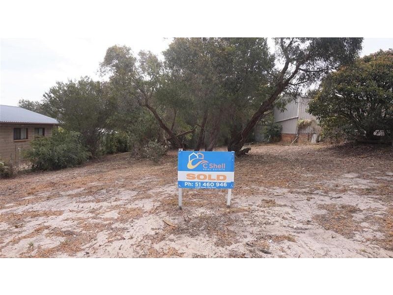 85 Goodlett Avenue, Loch Sport VIC 3851