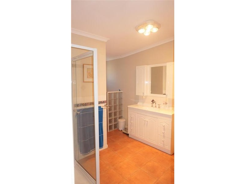 44 The Boulevard, Loch Sport VIC 3851