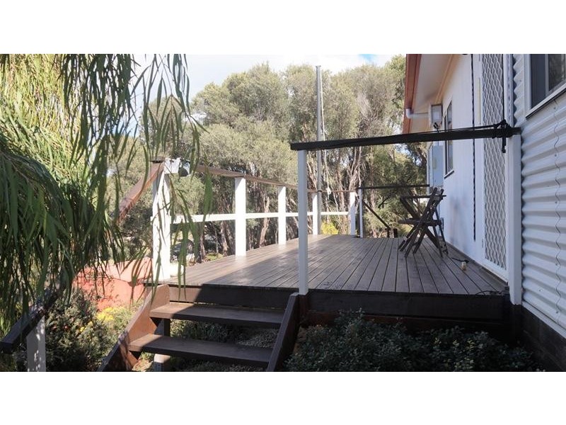 185 National Park Road, Loch Sport VIC 3851