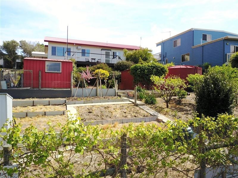 185 National Park Road, Loch Sport VIC 3851