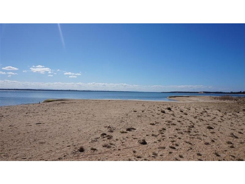 79 Seagull Drive, Loch Sport VIC 3851