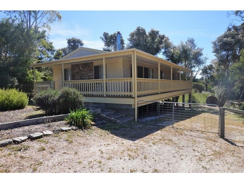 25 Bernadette Avenue, Loch Sport VIC 3851