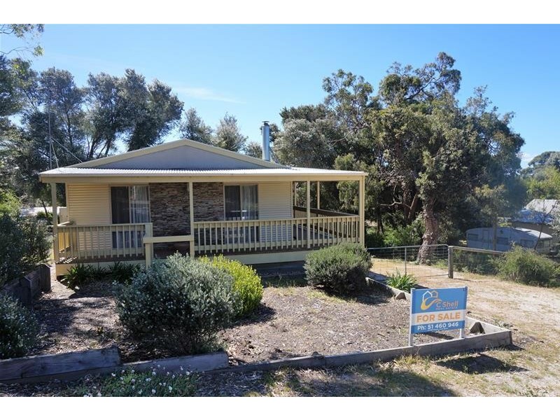 25 Bernadette Avenue, Loch Sport VIC 3851