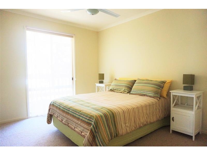 25 Bernadette Avenue, Loch Sport VIC 3851