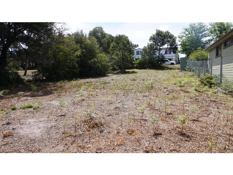 56 Pelican Street, Loch Sport VIC 3851