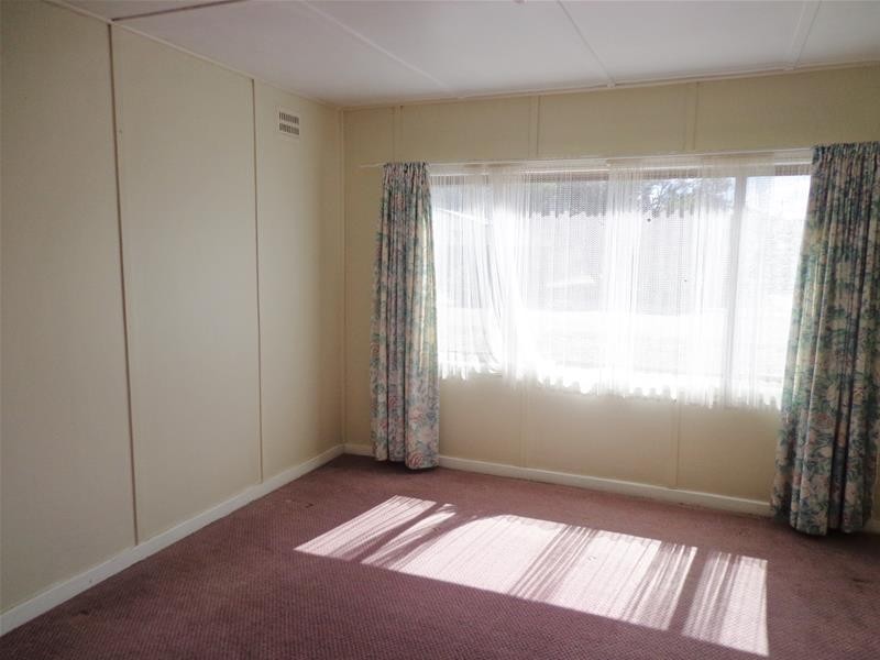 60 Carroll Street, Loch Sport VIC 3851