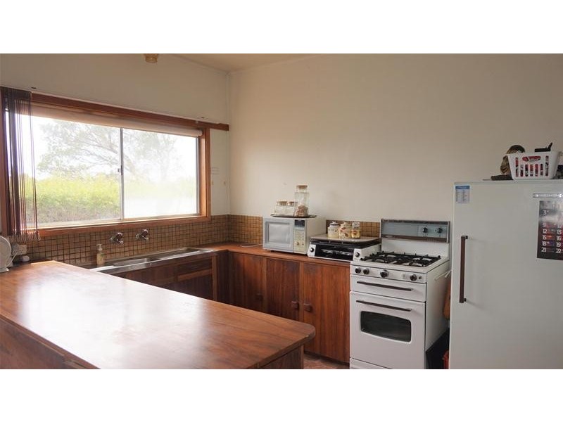 69 Seagull Drive, Loch Sport VIC 3851