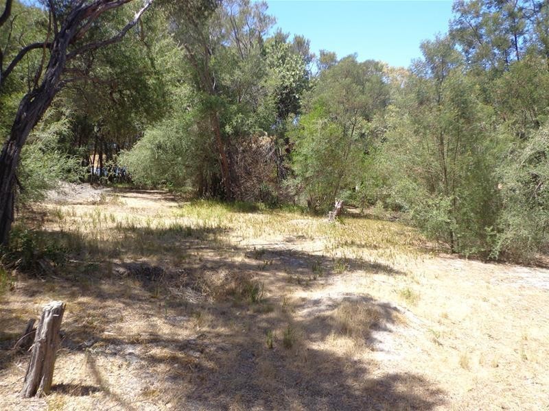 12 Victoria Street, Loch Sport VIC 3851