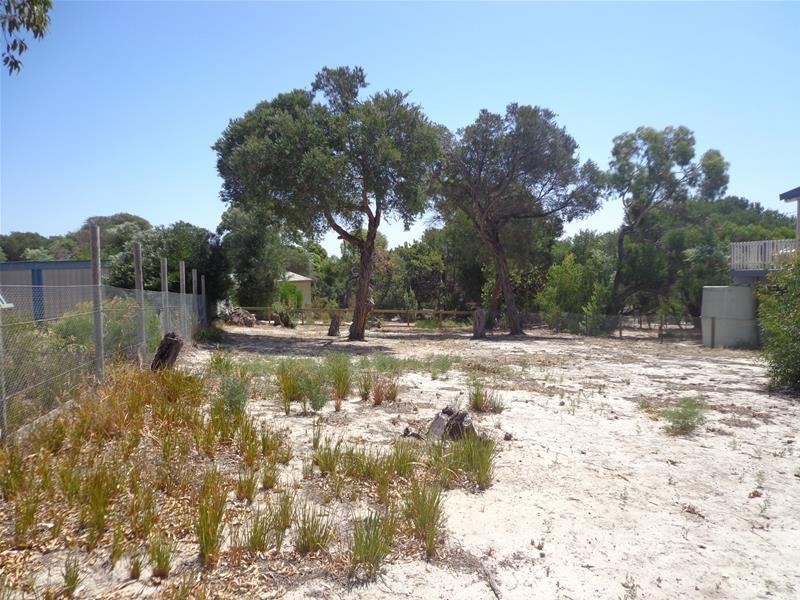 30 White Crescent, Loch Sport VIC 3851