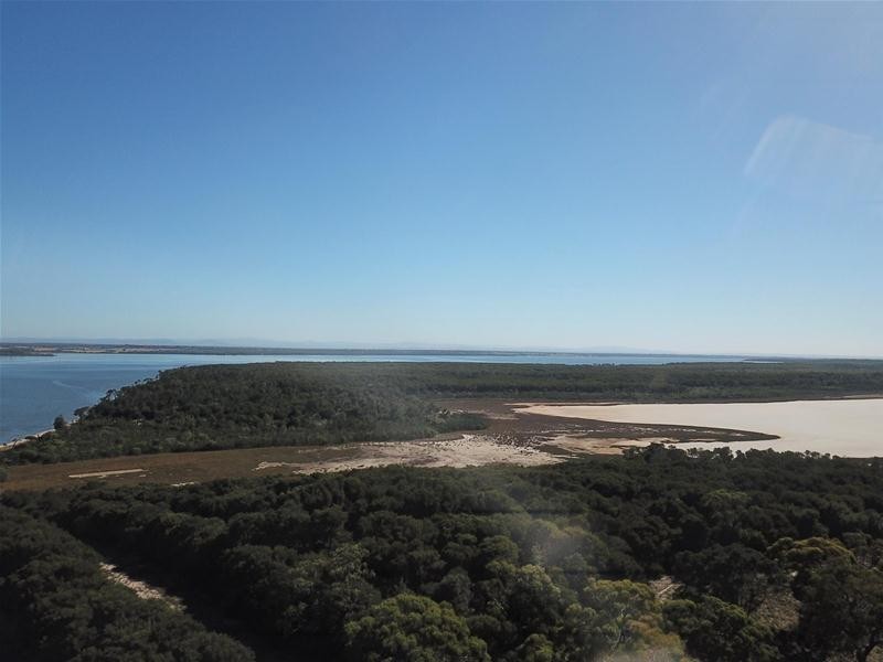 365 National Park Road, Loch Sport VIC 3851