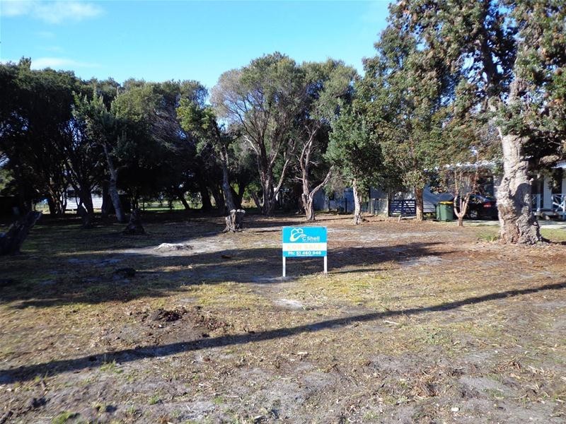 33 Leon Street, Loch Sport VIC 3851