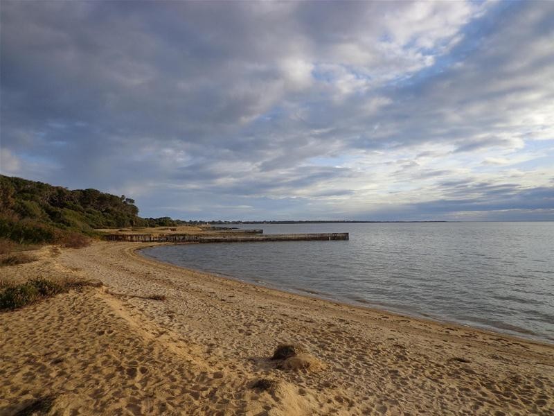 33 Leon Street, Loch Sport VIC 3851