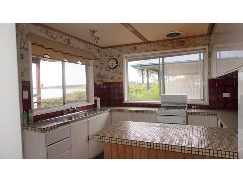 38 The Boulevard, Loch Sport VIC 3851