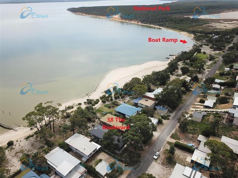 38 The Boulevard, Loch Sport VIC 3851