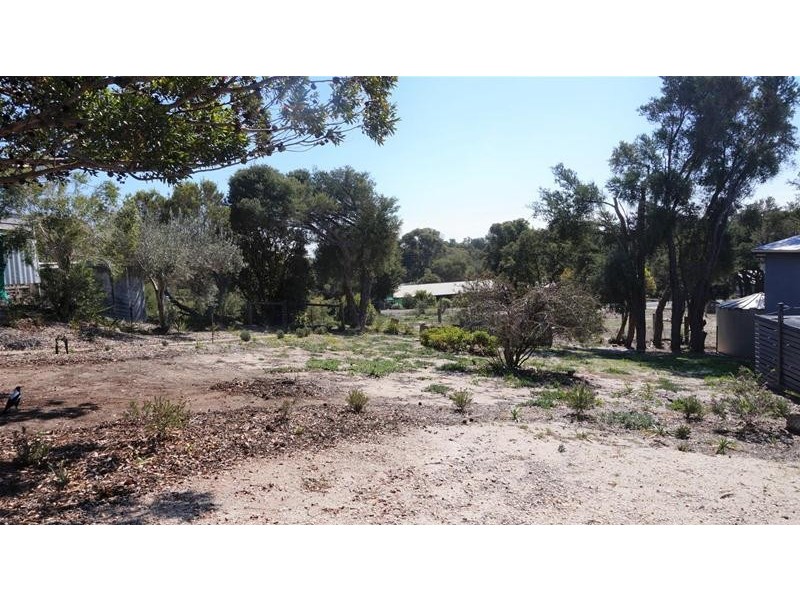 23 Bernadette Avenue, Loch Sport VIC 3851