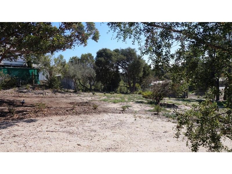 23 Bernadette Avenue, Loch Sport VIC 3851