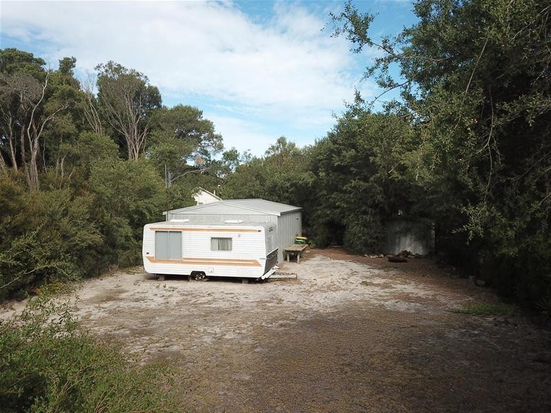 96 Toorak Avenue, Loch Sport VIC 3851