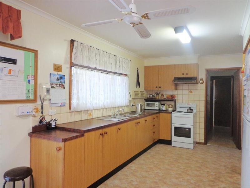 20 Kangaroo Street, Loch Sport VIC 3851