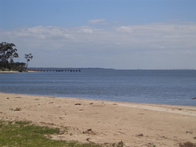 21 The Boulevard, Loch Sport VIC 3851