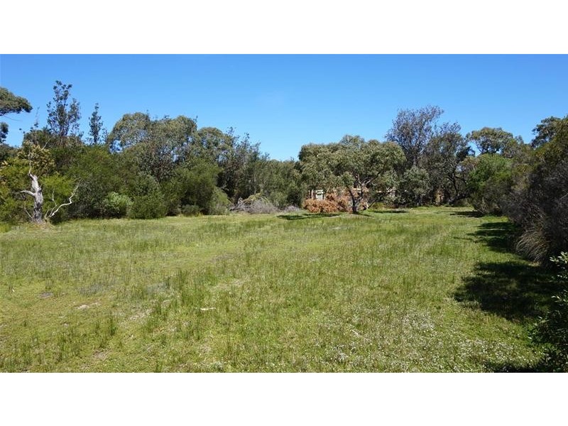 71 Goodlett Avenue, Loch Sport VIC 3851