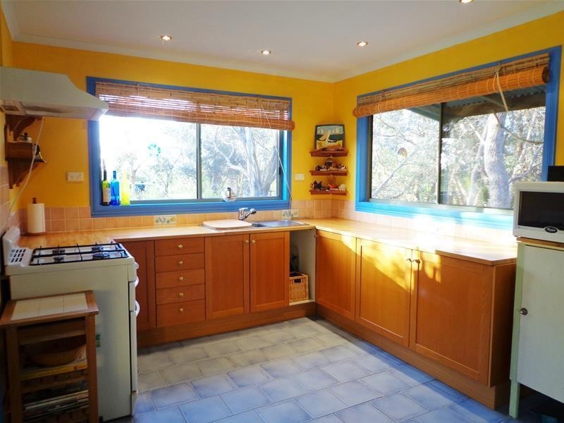 6 Holmes Road, Paradise Beach VIC 3851