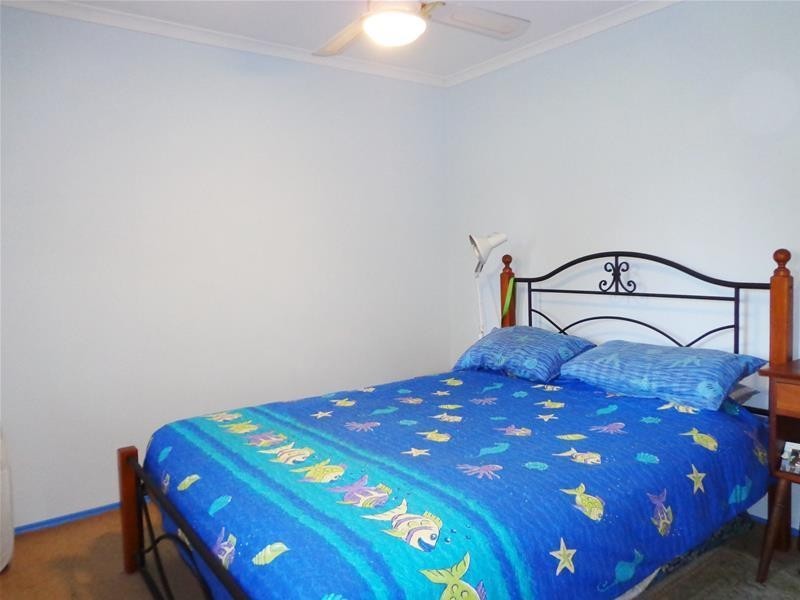 6 Holmes Road, Paradise Beach VIC 3851