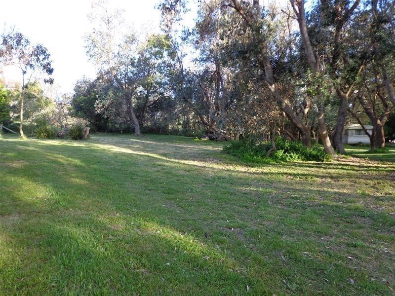 6 Holmes Road, Paradise Beach VIC 3851