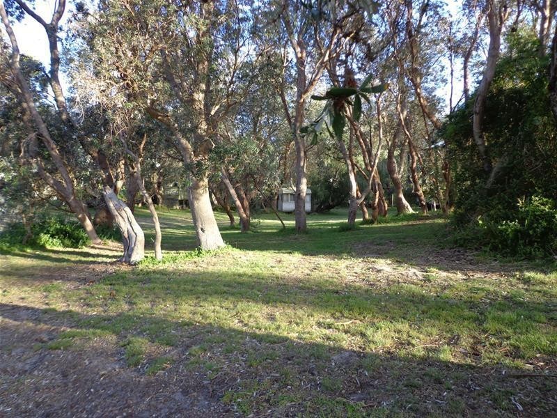 6 Holmes Road, Paradise Beach VIC 3851