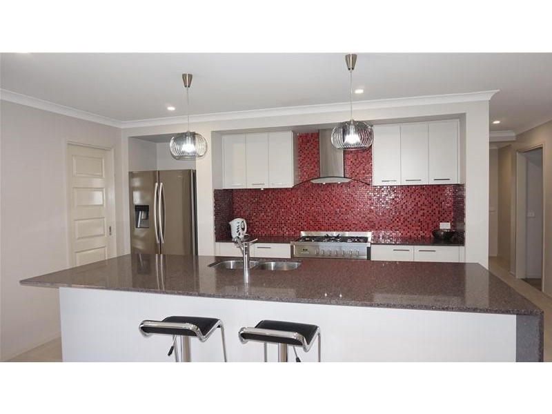 23 Wood Street, Rosedale VIC 3847