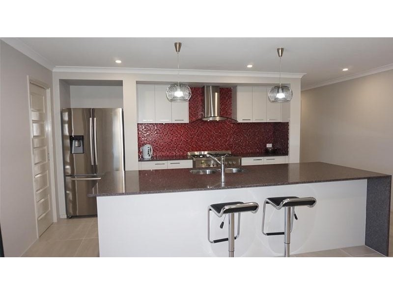 23 Wood Street, Rosedale VIC 3847