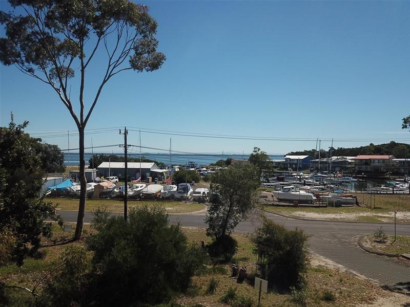 23 Holmes Street, Loch Sport VIC 3851