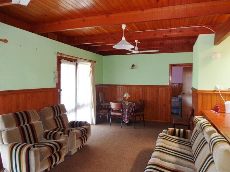 48 Carroll Street, Loch Sport VIC 3851