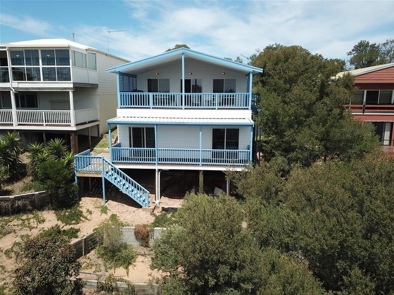 33 Pelican Street, Loch Sport VIC 3851