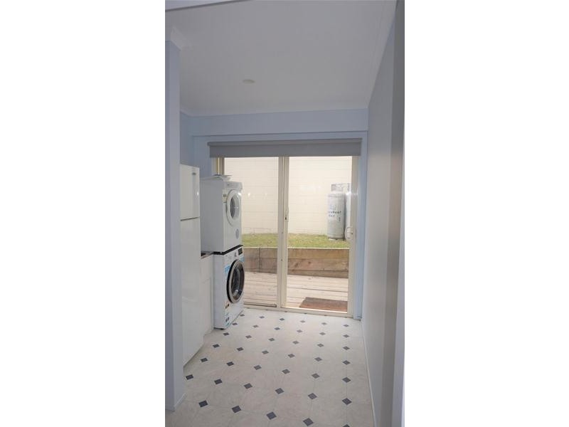 33 Pelican Street, Loch Sport VIC 3851