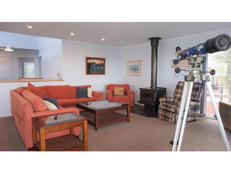 33 Pelican Street, Loch Sport VIC 3851