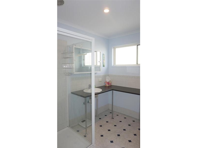 33 Pelican Street, Loch Sport VIC 3851