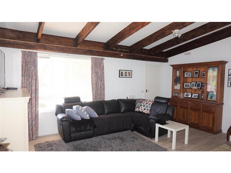 300 National Park Road, Loch Sport VIC 3851